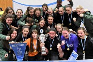 Read more about the article FCF-B-Juniorinnen erkämpfen sich verdient den Titel der bayrischen Hallenmeisterschaft